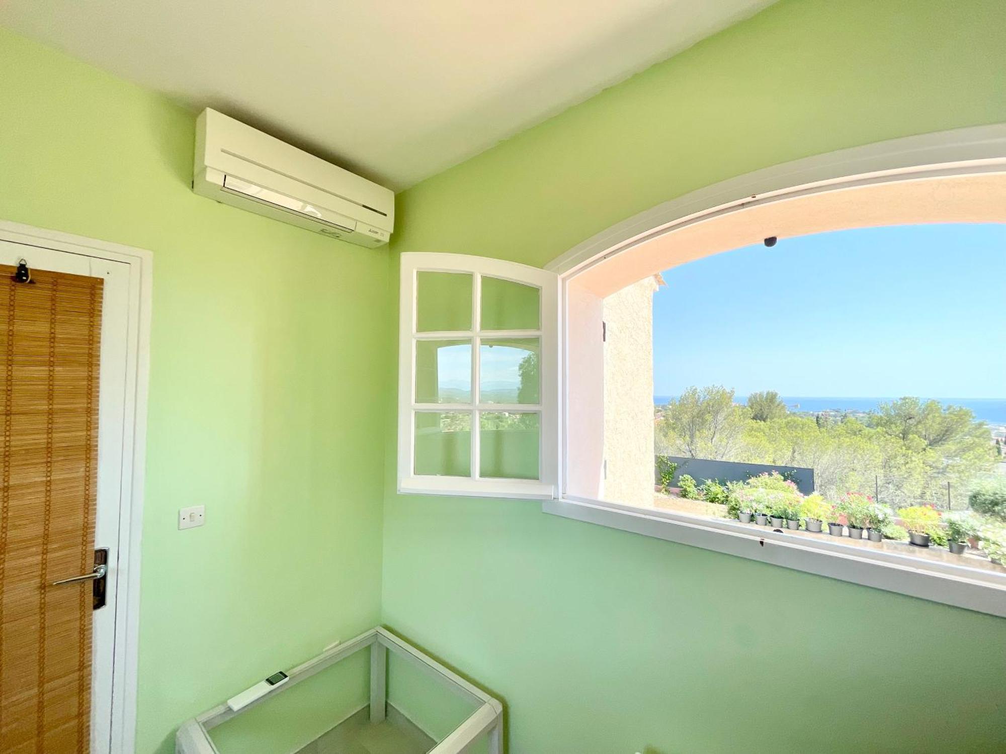 Charming French Riviera Villa // Pool, Seaview, Ac, 9Pax // Сен-Рафаель Екстер'єр фото