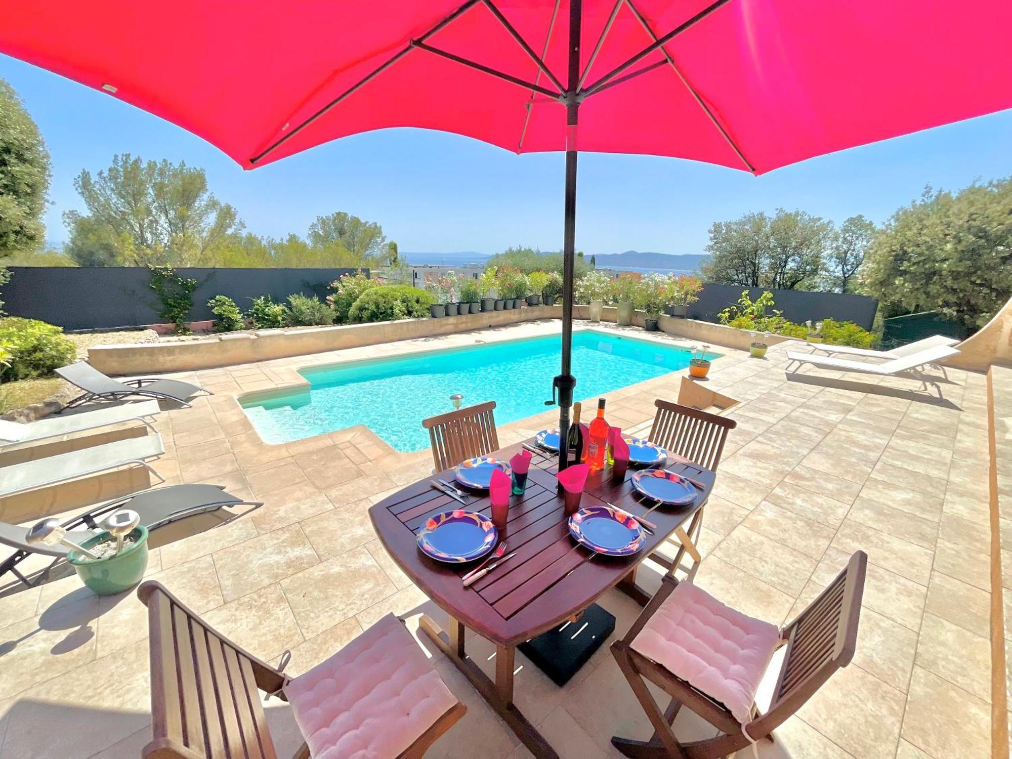 Charming French Riviera Villa // Pool, Seaview, Ac, 9Pax // Сен-Рафаель Екстер'єр фото