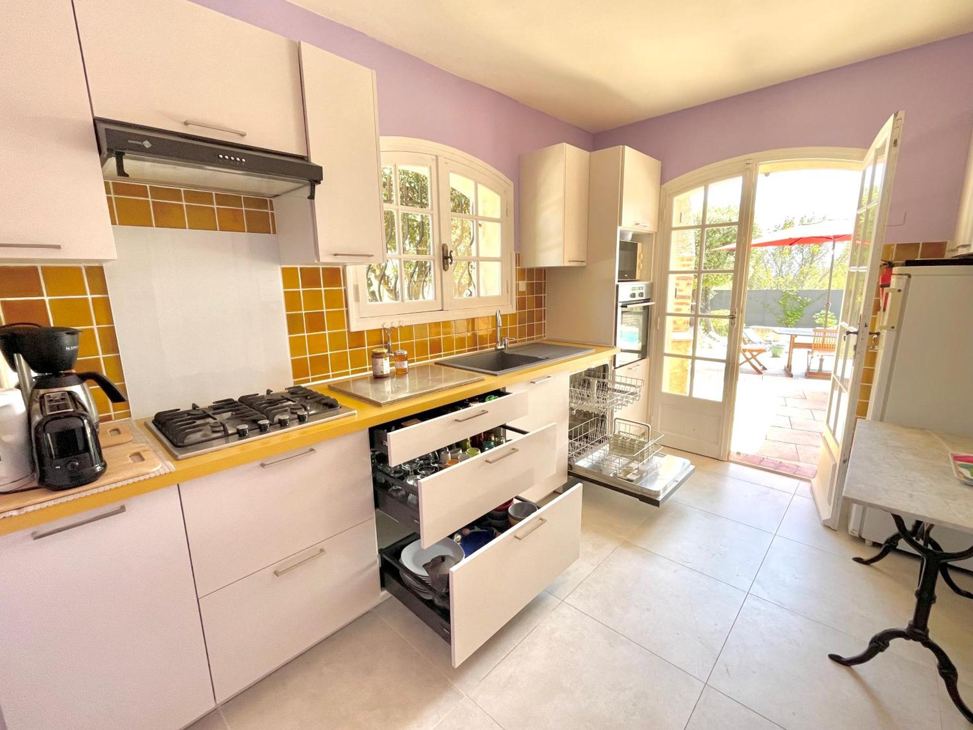 Charming French Riviera Villa // Pool, Seaview, Ac, 9Pax // Сен-Рафаель Екстер'єр фото