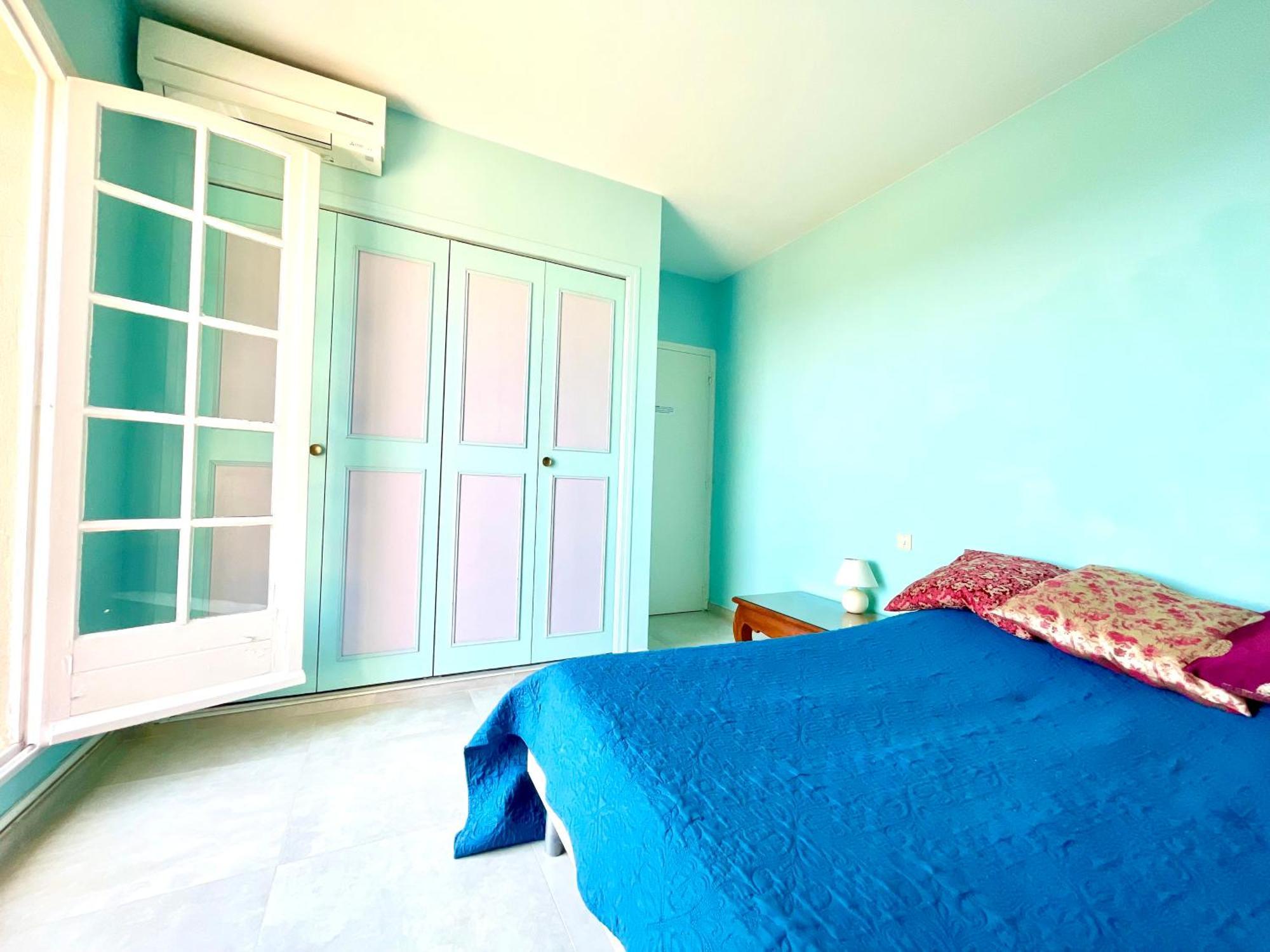 Charming French Riviera Villa // Pool, Seaview, Ac, 9Pax // Сен-Рафаель Екстер'єр фото
